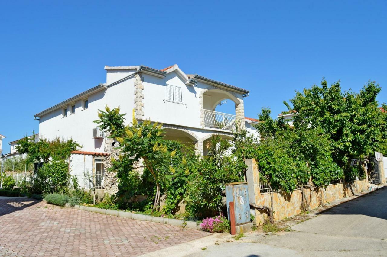 Apartments Vodice Olga Matic Luaran gambar