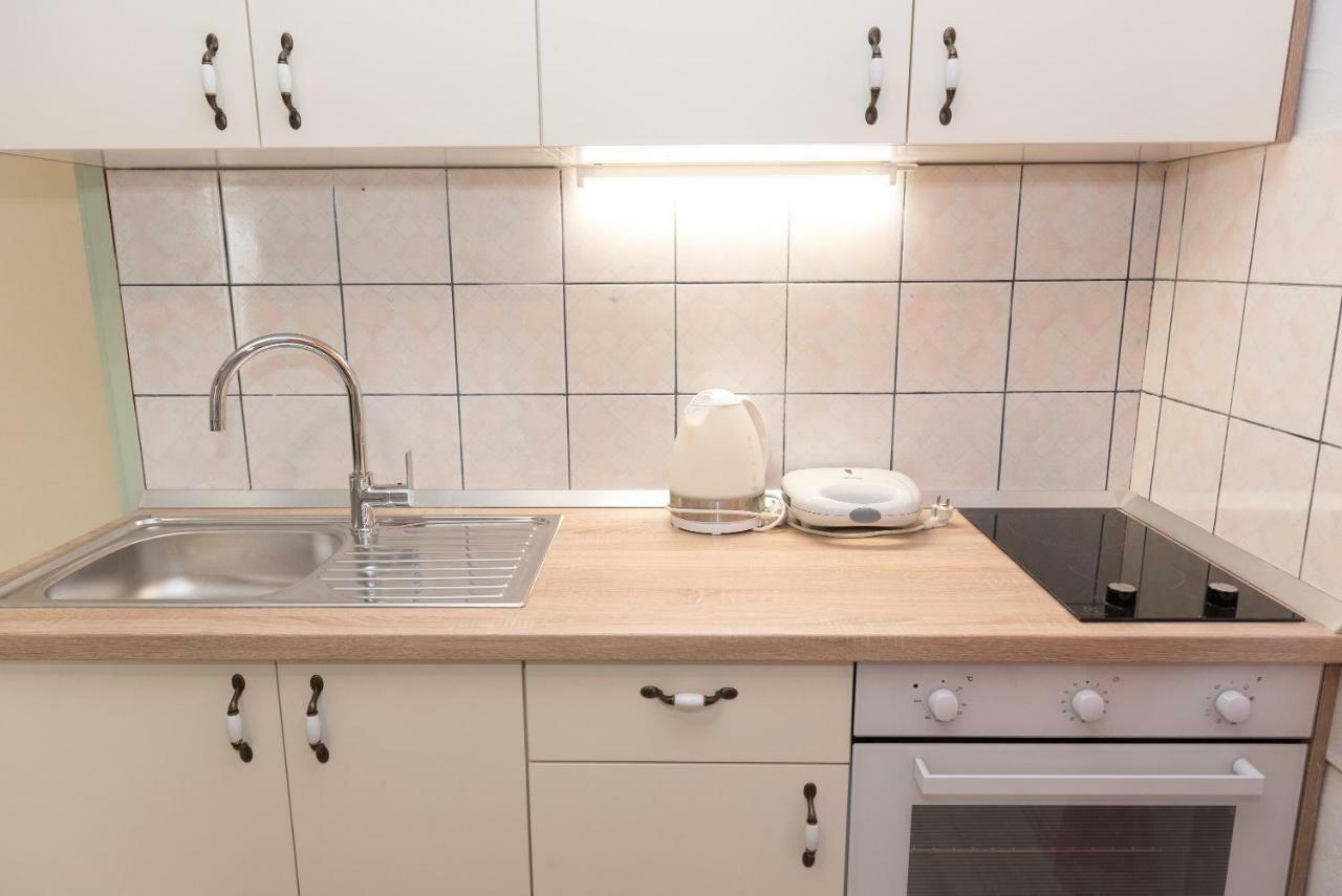 Apartments Vodice Olga Matic Luaran gambar